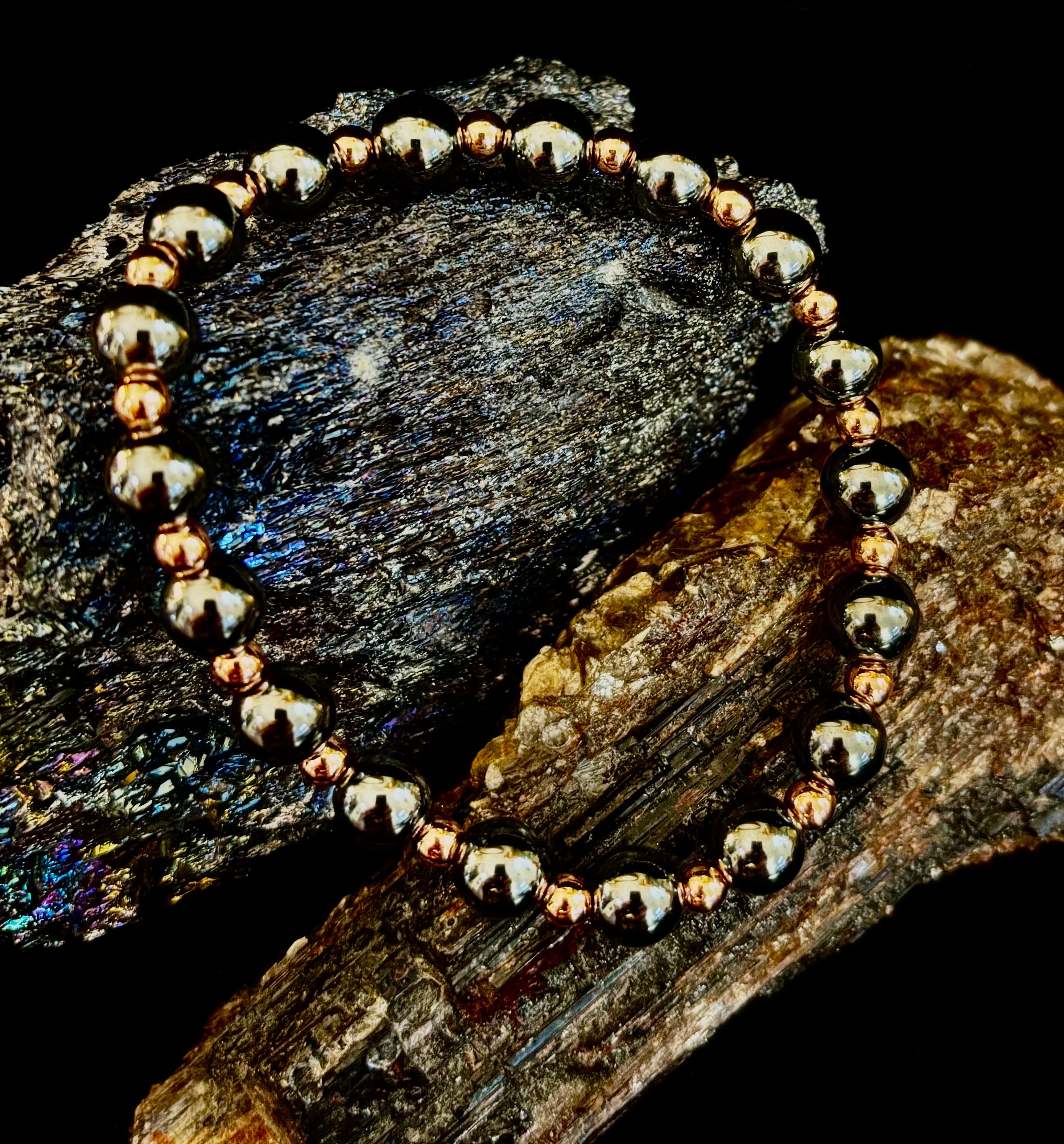 Men’s Copper & Hematite Bracelet – Grounding, Strength & Energy Balance (Large Wrists)