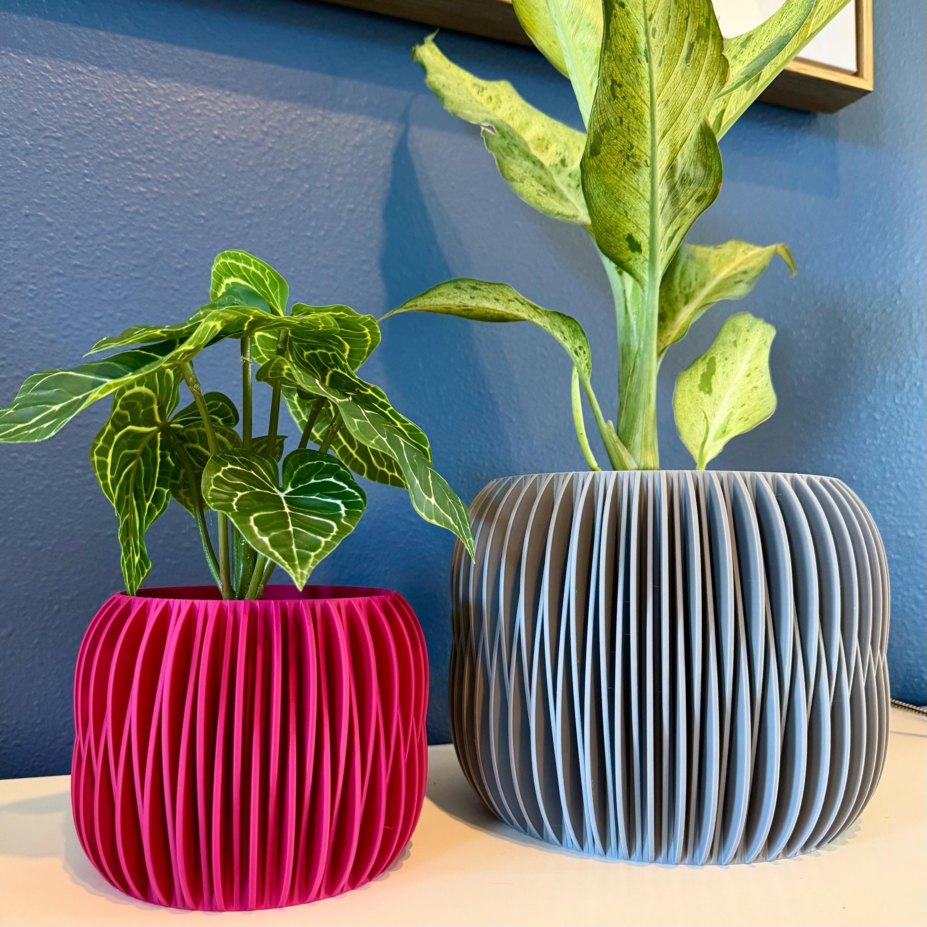 NOVA Planter