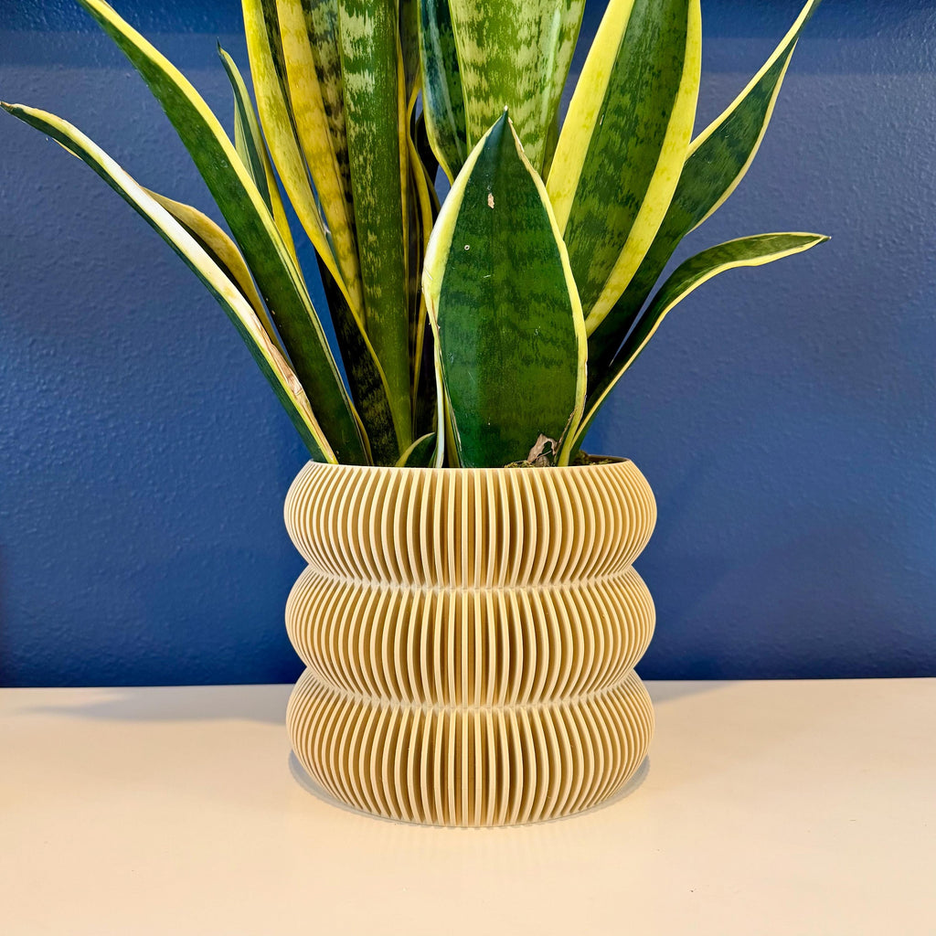 3-Ripple Planter