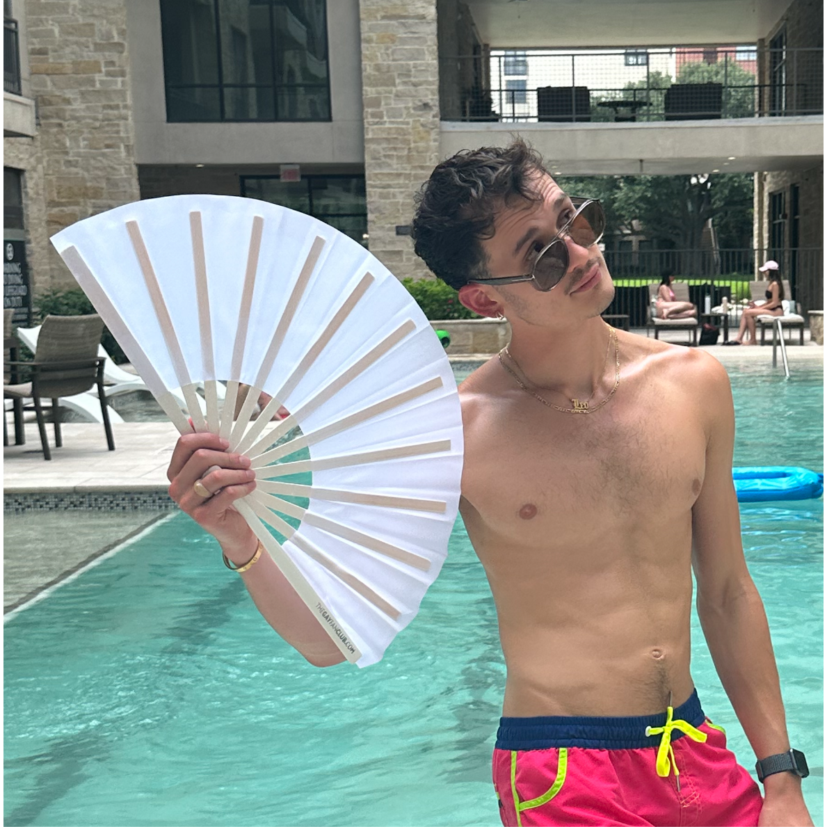 The White Fan (UV)
